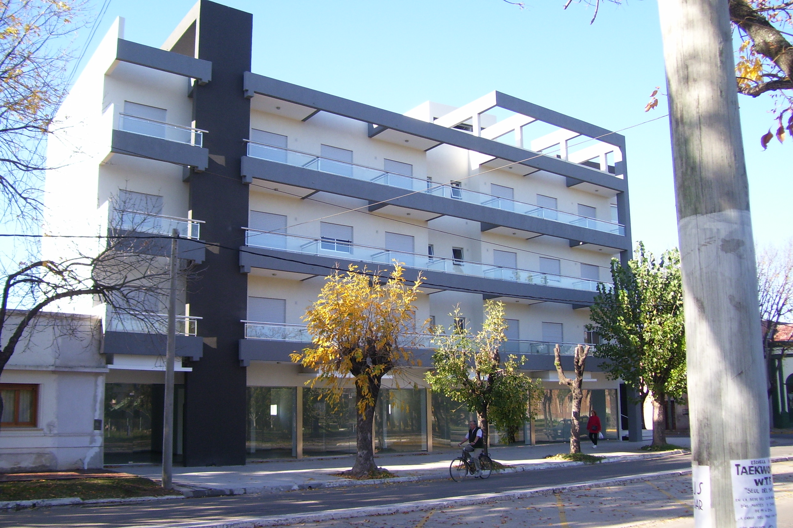 Departamento en Venta – Ubicación Privilegiada Frente a la Plaza Principal